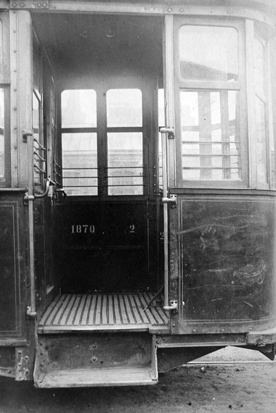 Pietari, MS-1 # 1870; Pietari — Historic tramway photos