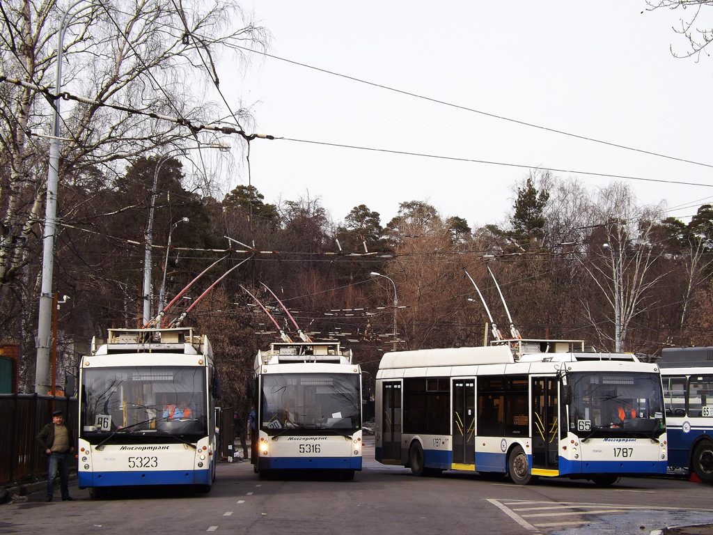 Москва, Тролза-5265.00 «Мегаполис» № 5323; Москва, Тролза-5265.00 «Мегаполис» № 5316; Москва, Тролза-5265.00 «Мегаполис» № 1787