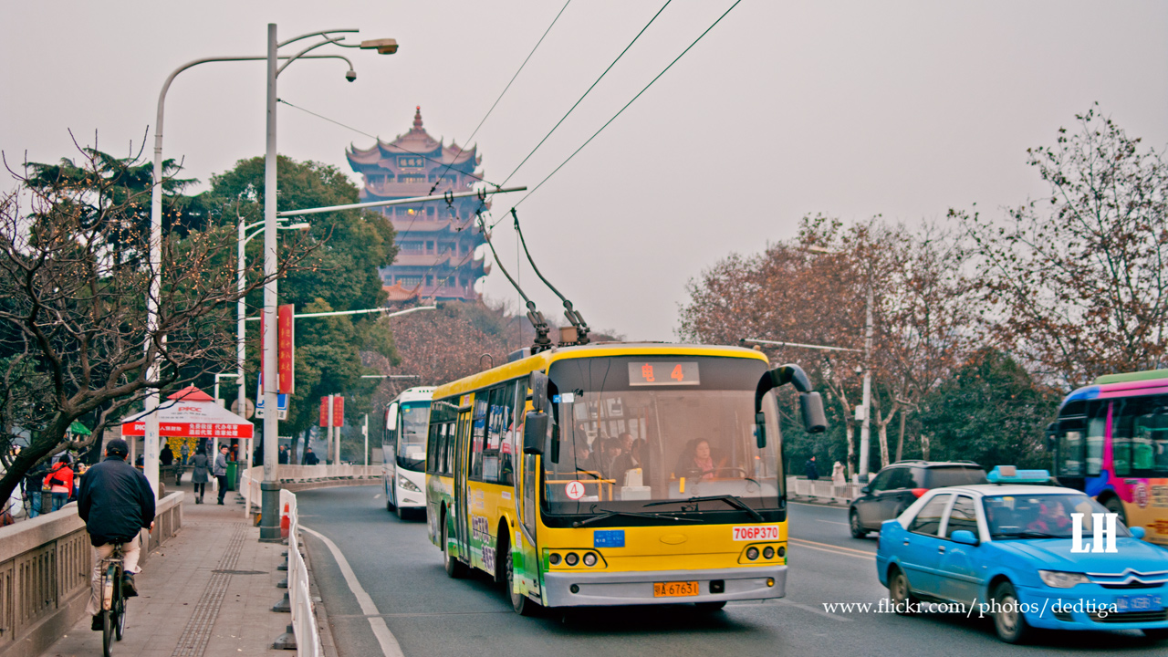 Wuhan, Dongfeng-Yangtse WGD68U nr. 706P370