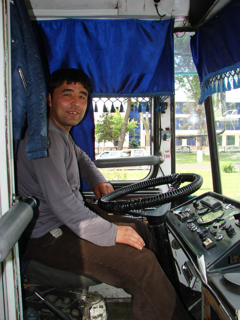 Работники электротранспорта; Ташкент — Разные фотографии