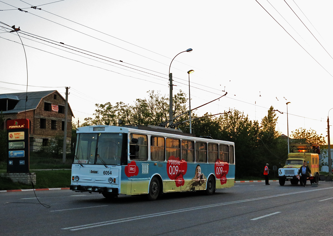 Trolleybus de Crimée, Škoda 14Tr02/6 N°. 6054