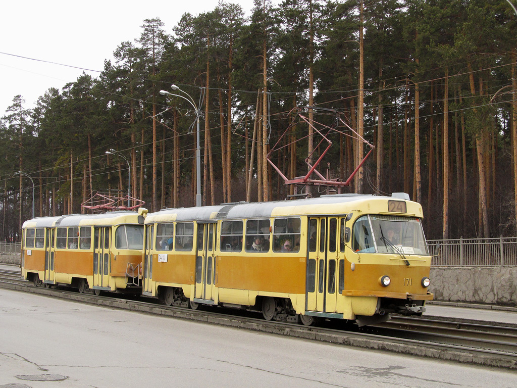 Jekatyerinburg, Tatra T3SU — 171