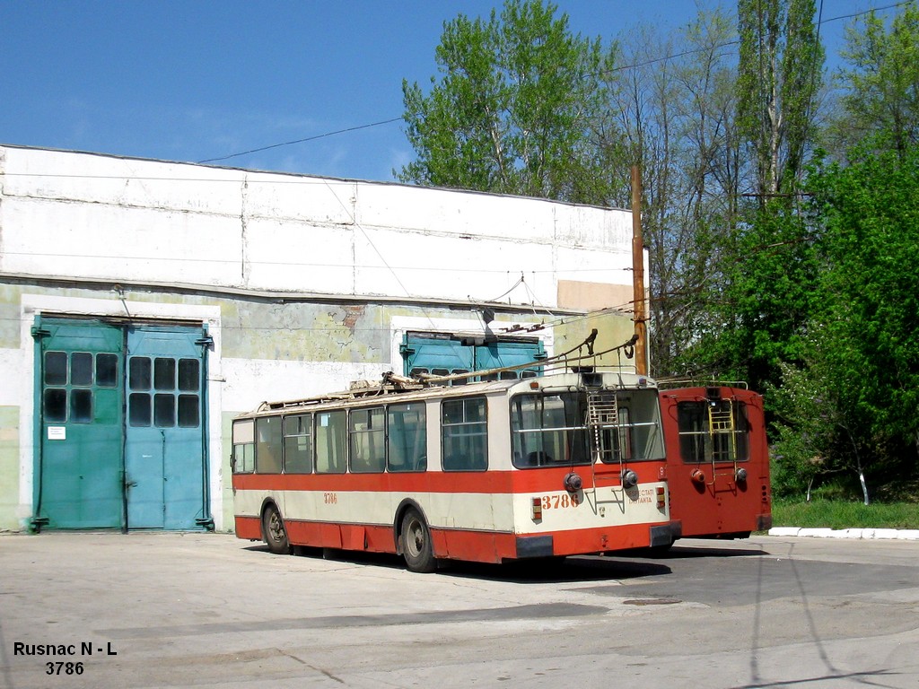 Кишинёв, ЗиУ-682В-012 [В0А] № 3786; Кишинёв — Троллейбусный парк № 3