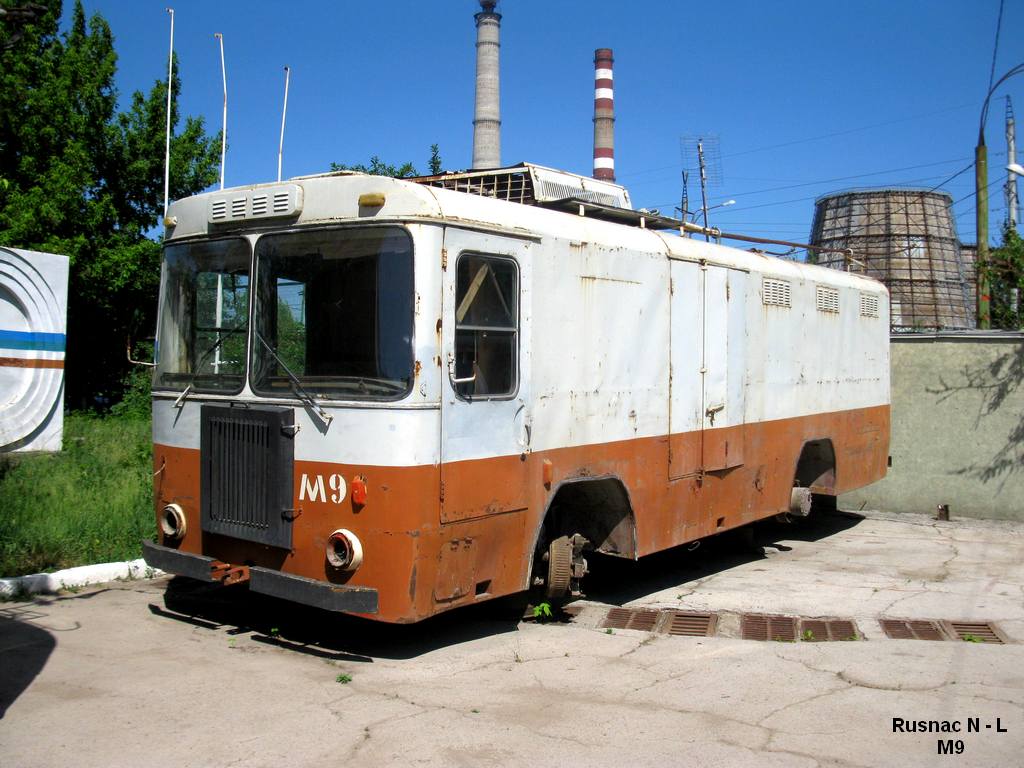 基希訥烏, KTG-1 # M9; 基希訥烏 — Trolleybus depot # 3