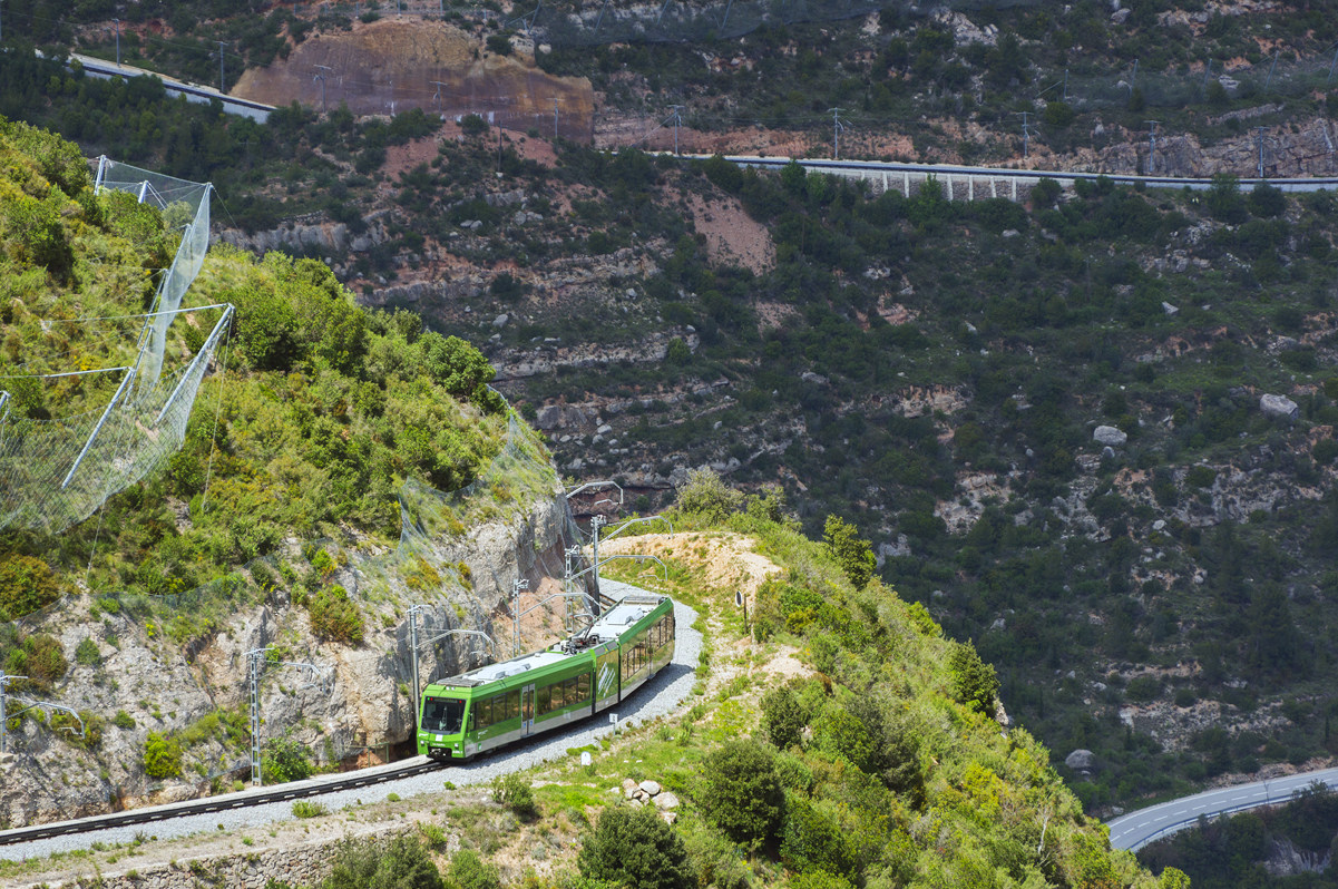 Горный регион Каталония — Cremallera de Montserrat — Разные фотографии