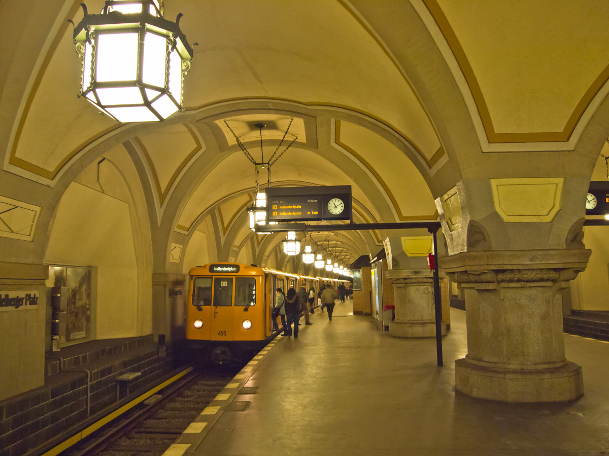 Berlynas, BVG A3E nr. 495; Berlynas — U-Bahn — line U3