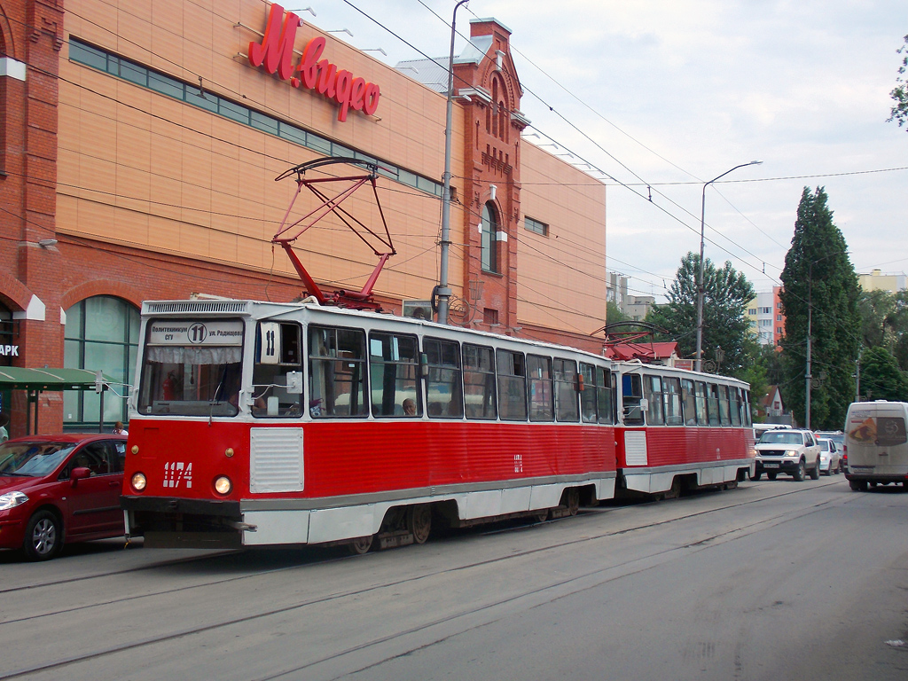 Saratov, 71-605 (KTM-5M3) Nr 1174