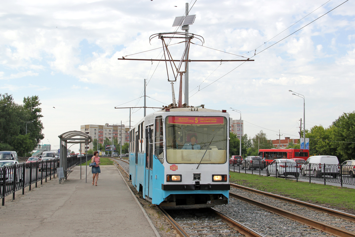 Казань, 71-402 № 1227
