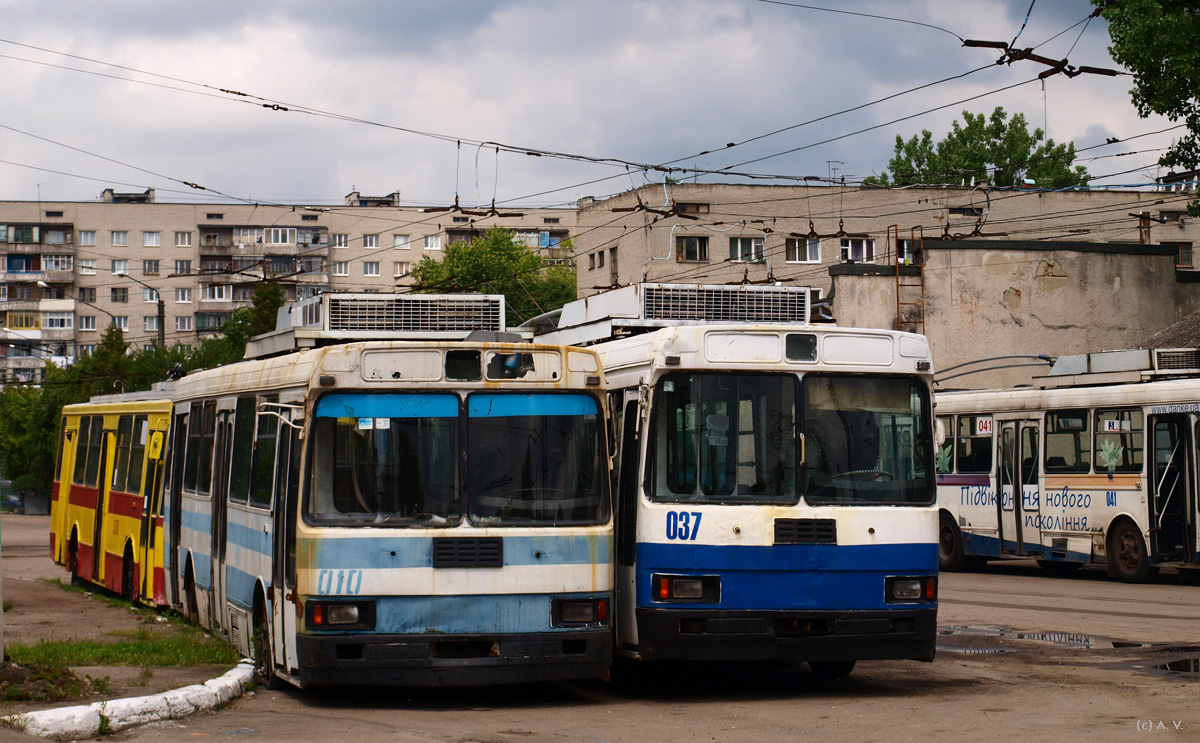 Львов, ЛАЗ-52522 № 010; Львов, ЛАЗ-52522 № 037