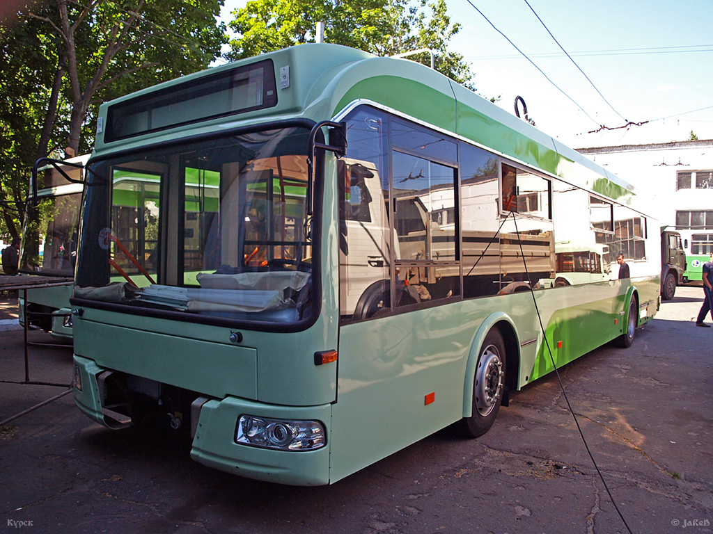 Koursk, 1К (BKM-321) N°. 043; Koursk — Making 1K; Koursk — New trolleybuses