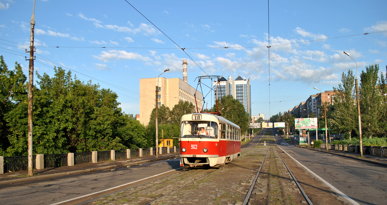 Donetsk, Tatra T3SU # 962 (3962)