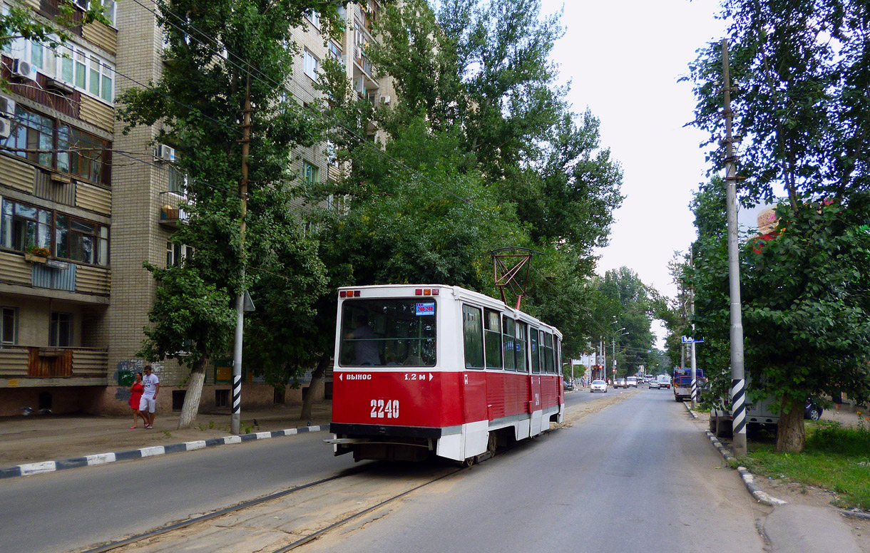 Саратов, 71-605 (КТМ-5М3) № 2240