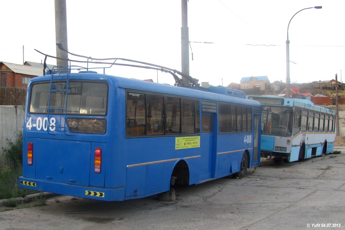 Ulaanbaatar, JEA 800T nr. 4-008