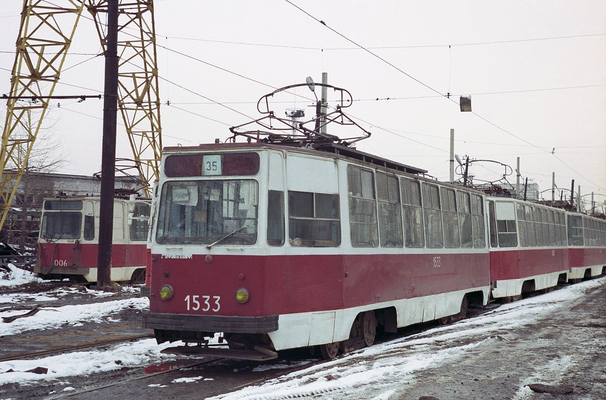 Санкт-Петербург, ЛМ-68М № 1533