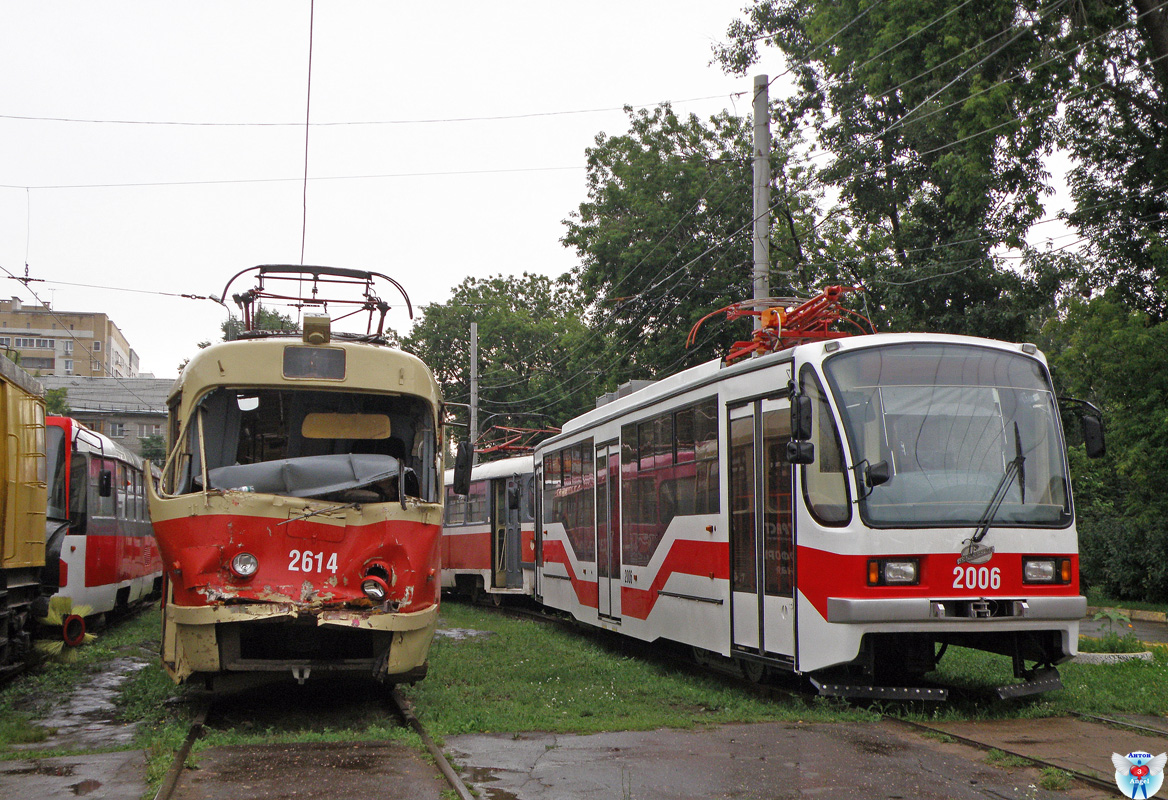 Нижний Новгород, Tatra T3SU № 2614; Нижний Новгород, 71-407 № 2006