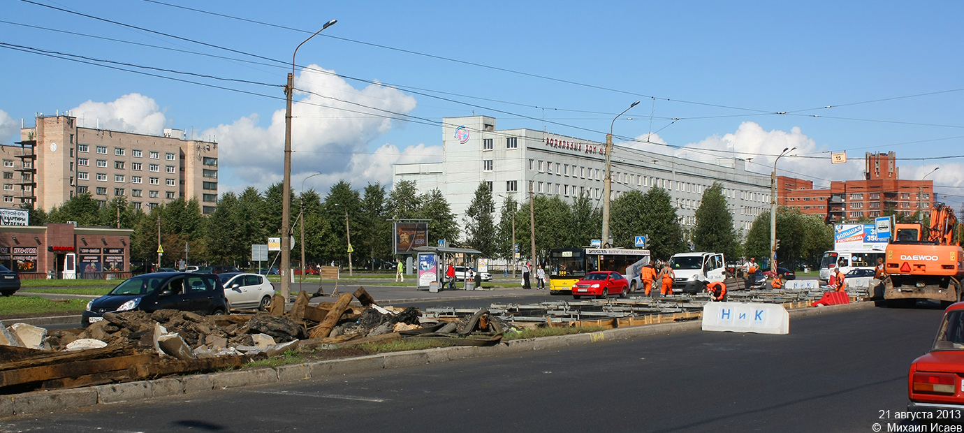 Petrohrad — Track repairs