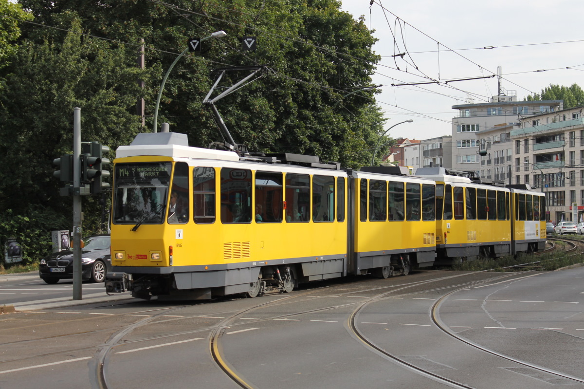 Berlin, Tatra KT4DM Nr. 6110; Berlin, Tatra KT4DM Nr. 6038