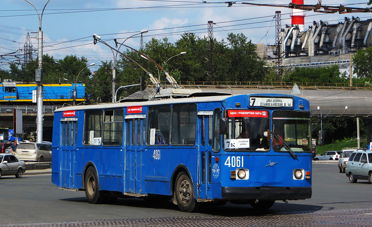 26 троллейбус новосибирск. Троллейбус Новосибирск 1219. 3286 Троллейбус. Троллейбус Новосибирск история.