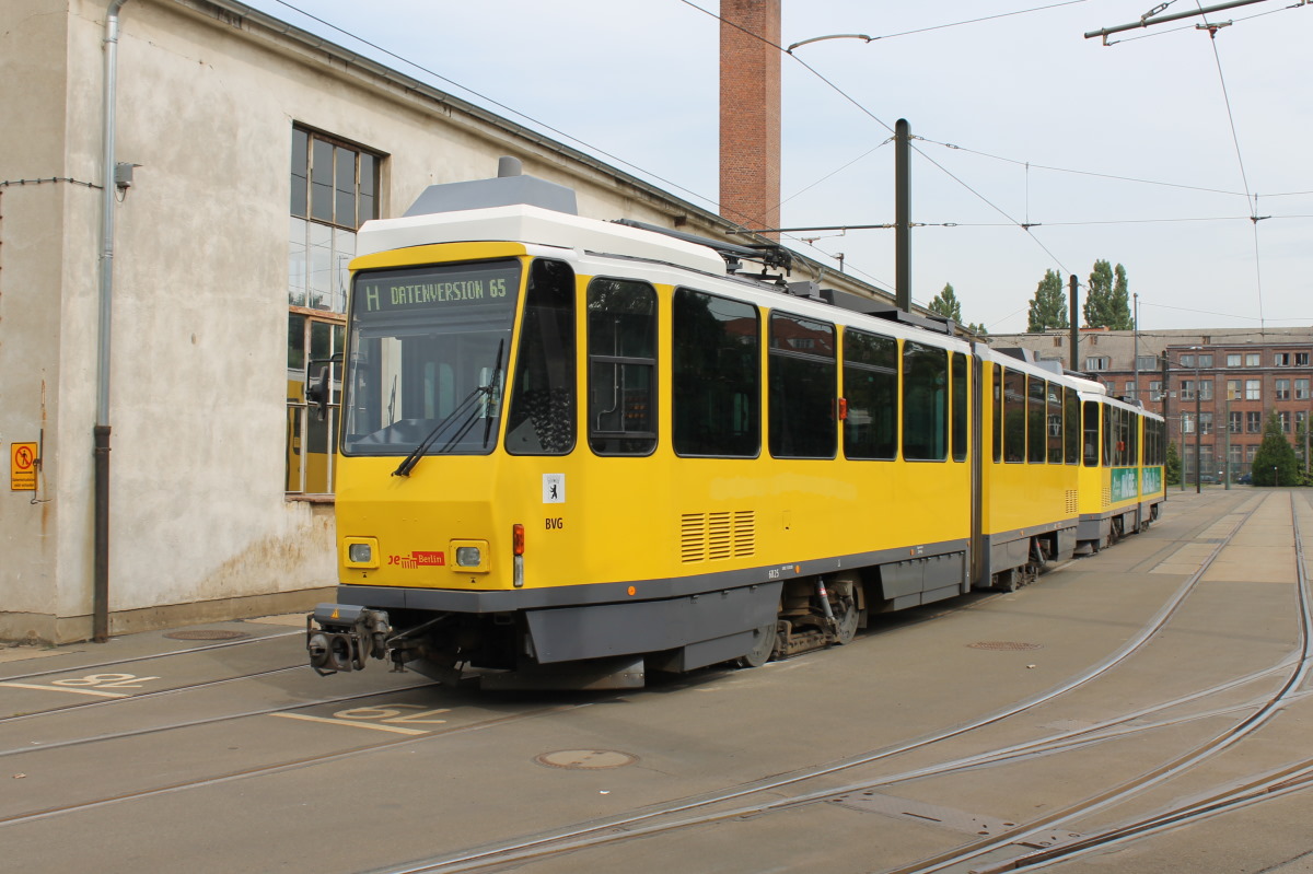 Берлин, Tatra KT4DM № 6025