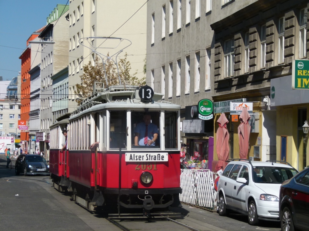 Вена, Graz Type G2 № 2051; Вена — Tramwaytag 2013
