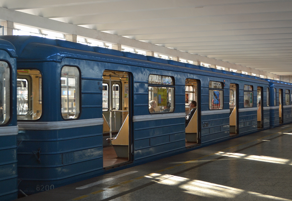 Szentpétervár, 81-714.5 (LVZ/VM) — 8200
