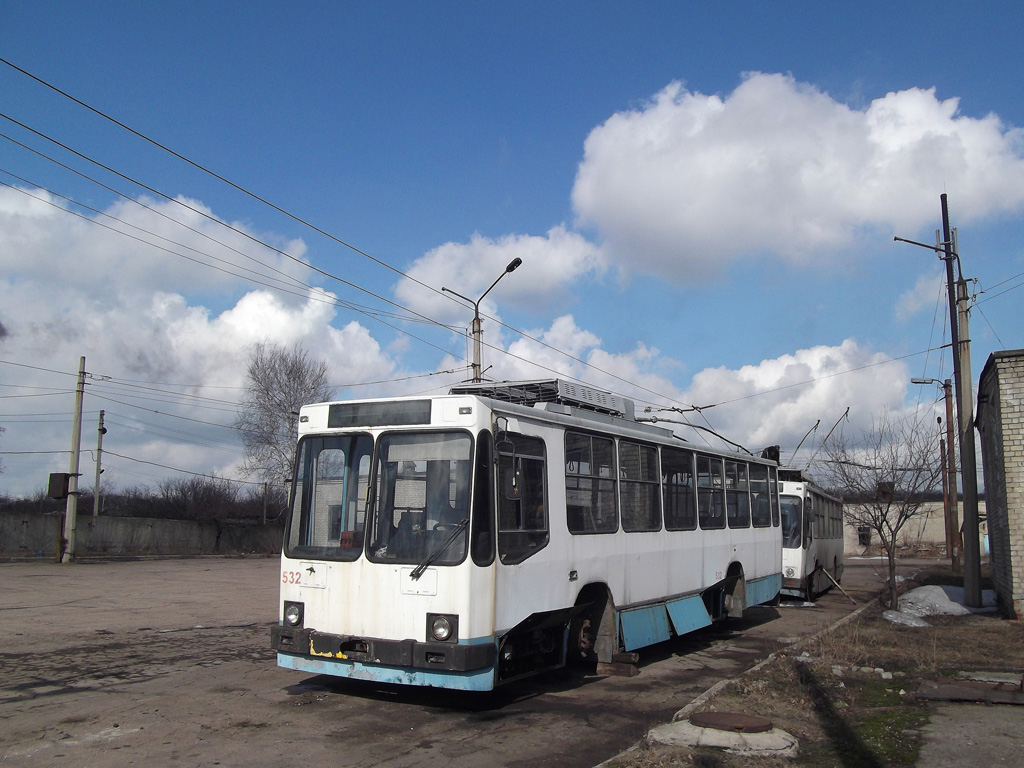 Vuhlehirsk, YMZ T2 № 532