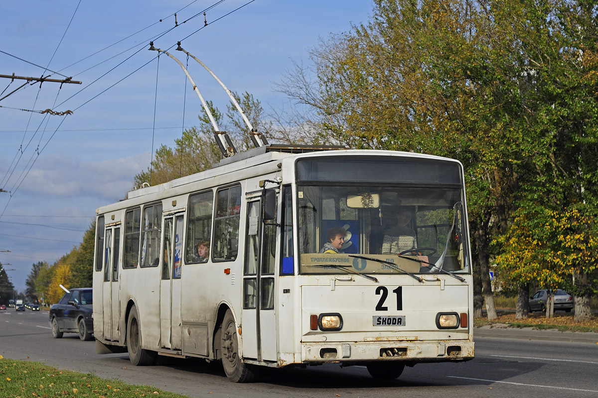 Velikiy Novgorod, Škoda 14TrM (VMZ) № 21