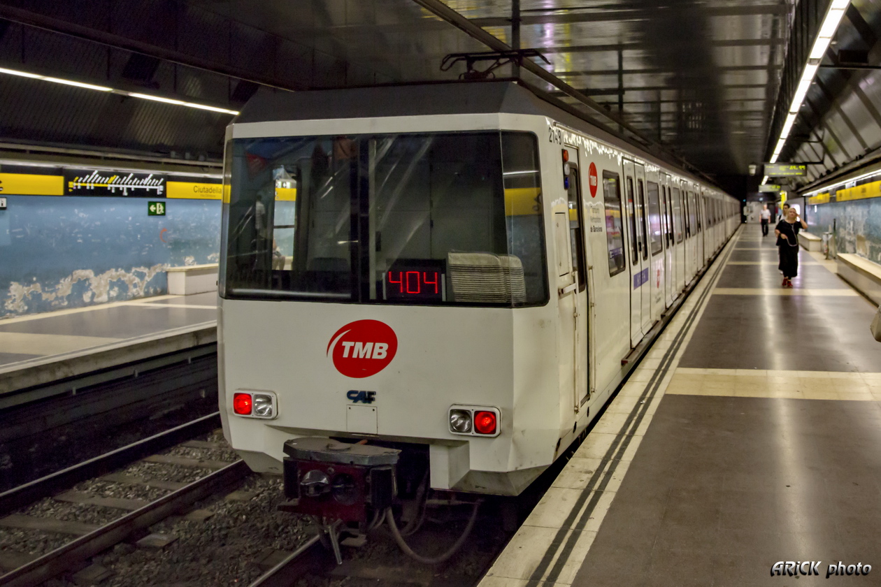 Barcelona, CAF Barcelona Serie 2100 nr. 2148; Barcelona — Metropolitain — Línea 2, 3, 4, 5, 11