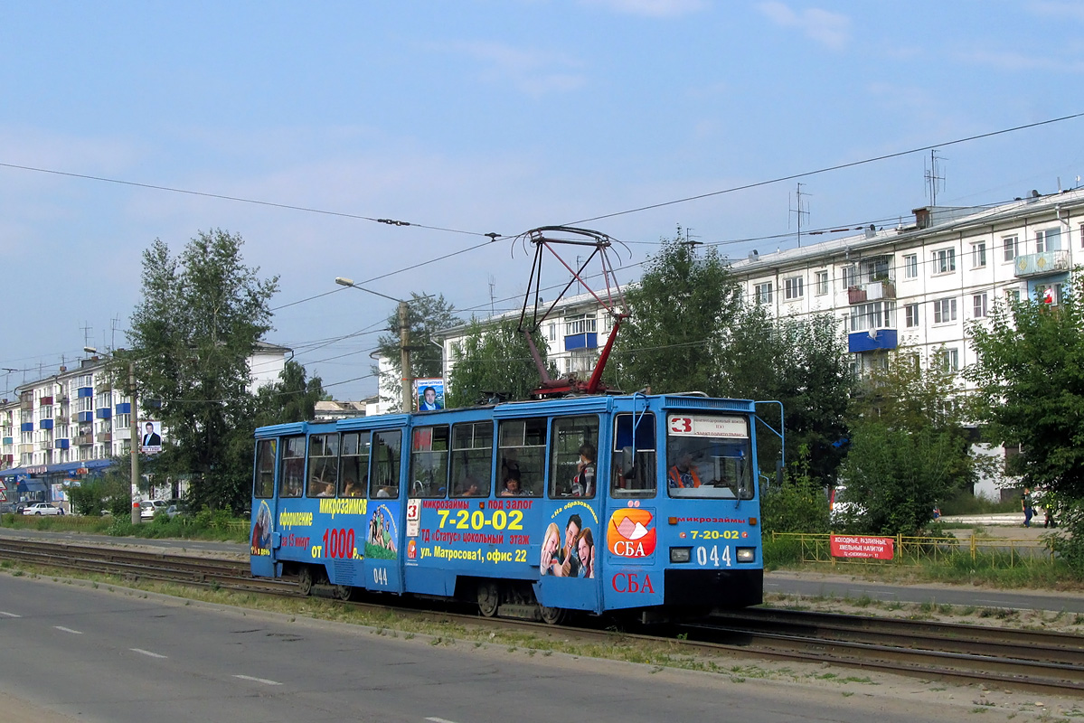Usolye-Siberian, 71-605 (KTM-5M3) nr. 044