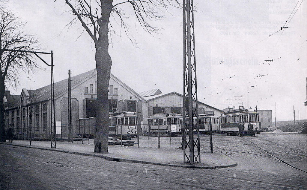 Koszalin, 2-axle motor car Nr 21; Koszalin, 2-axle motor car Nr 7; Koszalin — Old photos