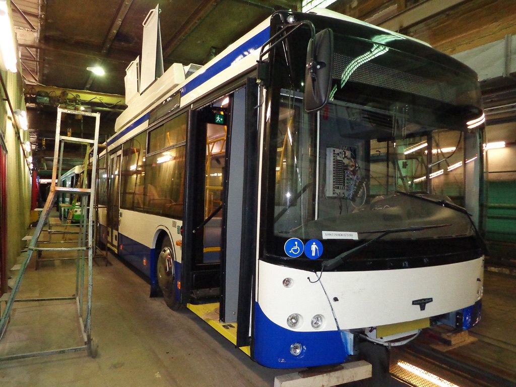 Krasnodar, SVARZ-MAZ-6275 # 283; Moscow — SVARZ plant; Moscow — Trolleybuses without fleet numbers