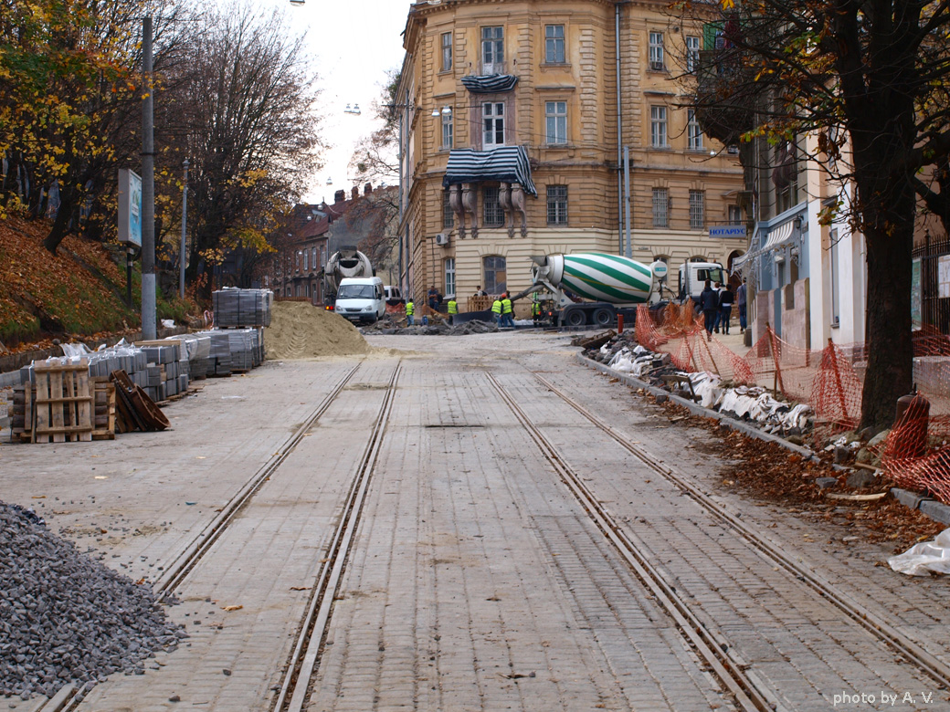 Lvov — Tracks reconstruction: Bandery & Kopernika str. [01.07-12.12.2013]