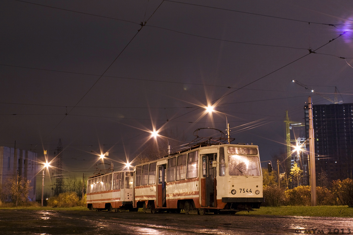 Санкт-Петербург, ЛМ-68М № 7544