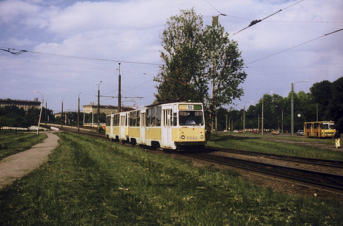 Санкт-Пецярбург, ЛМ-68М № 9586