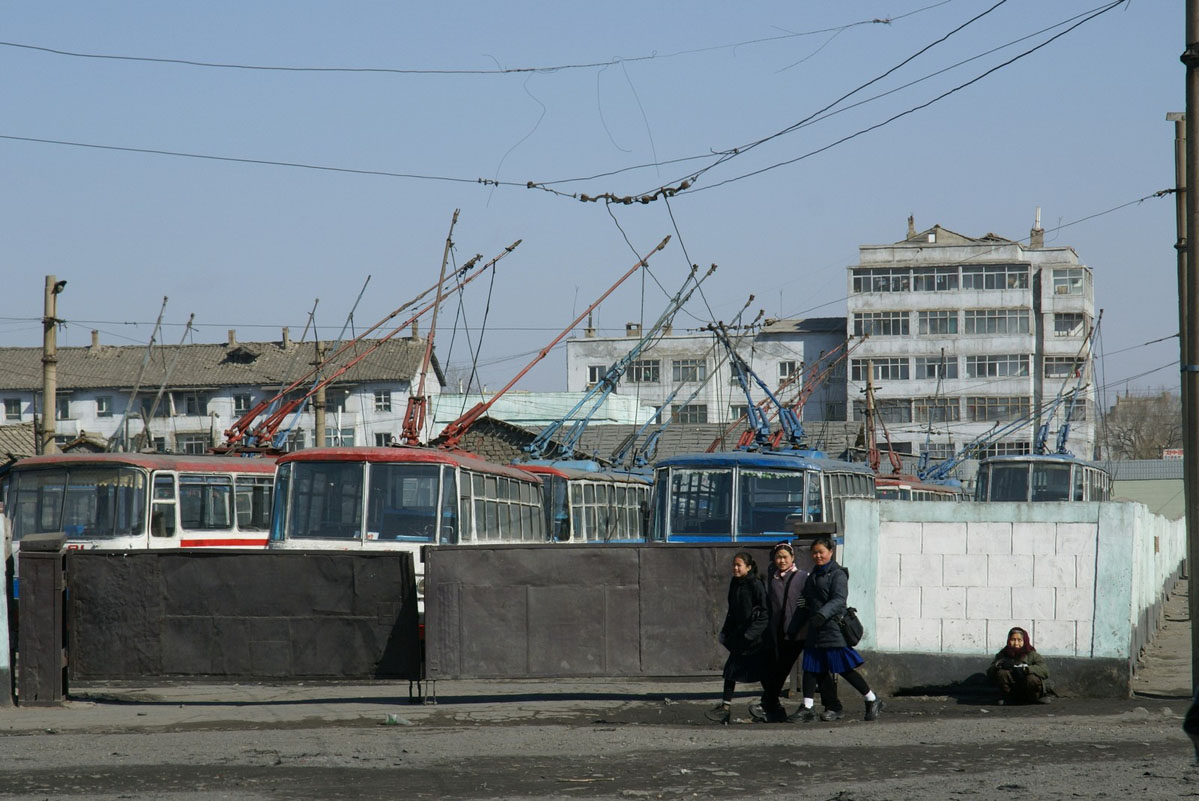 Sinuiju — Photos of Trolleybuses; Sinuiju — Trolleybus Lines and Infrastructure