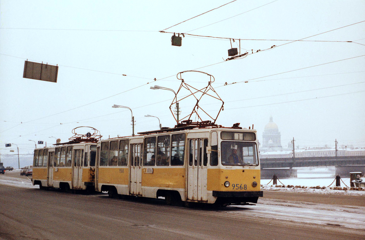 Санкт-Петербург, ЛМ-68М № 9568