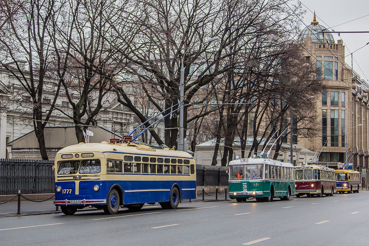 Moscova, MTB-82D nr. 1777; Moscova, SVARZ TBES nr. 421; Moscova — Parade to 80 years of Moscow trolleybus on November 16, 2013