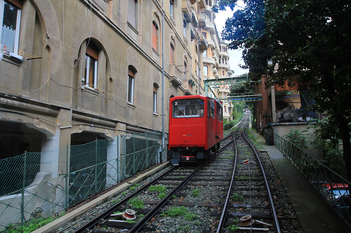 Genoa, Funicular* # 2; Genoa — Funicolare Sant'Anna