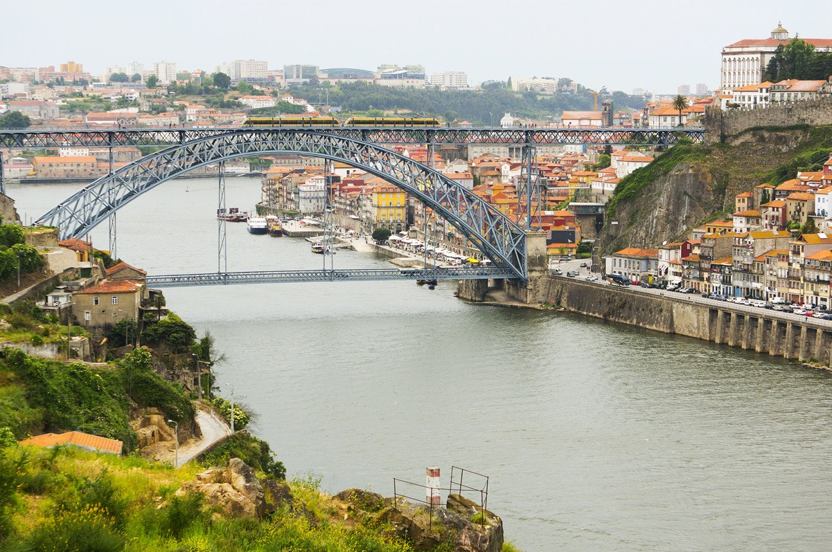 Porto — Modern Tram — Miscellaneous photos