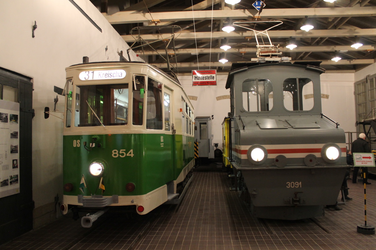 Dresden, Gotha 2-axle motor car nr. 854; Dresden, Electric locomotive nr. 3091