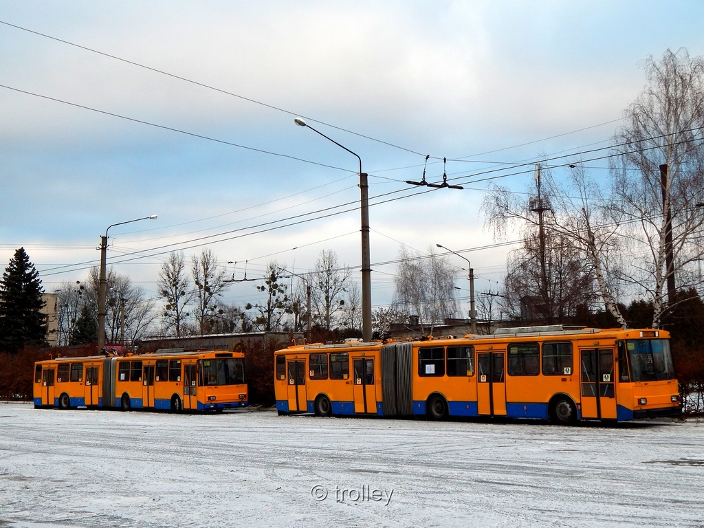 Львов, Škoda 15Tr08/6 № 605; Львов, Škoda 15Tr03/6 № 607; Львов — Поставка троллейбусов 2013