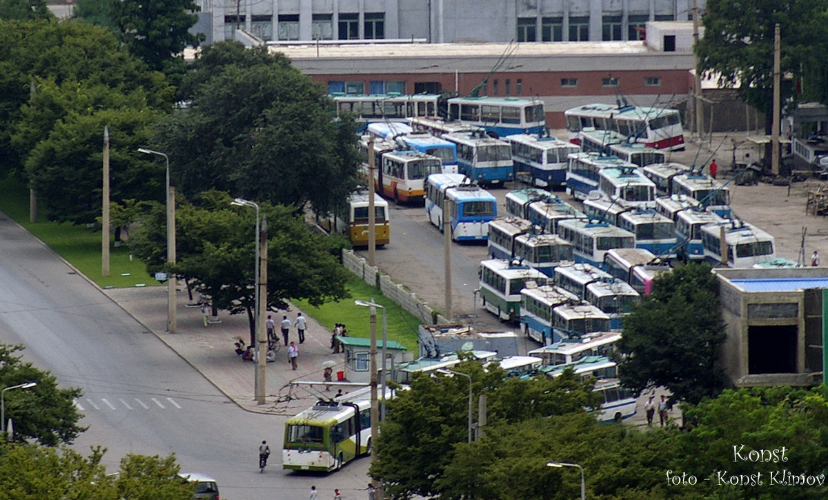 Пхеньян — Троллейбусные парки