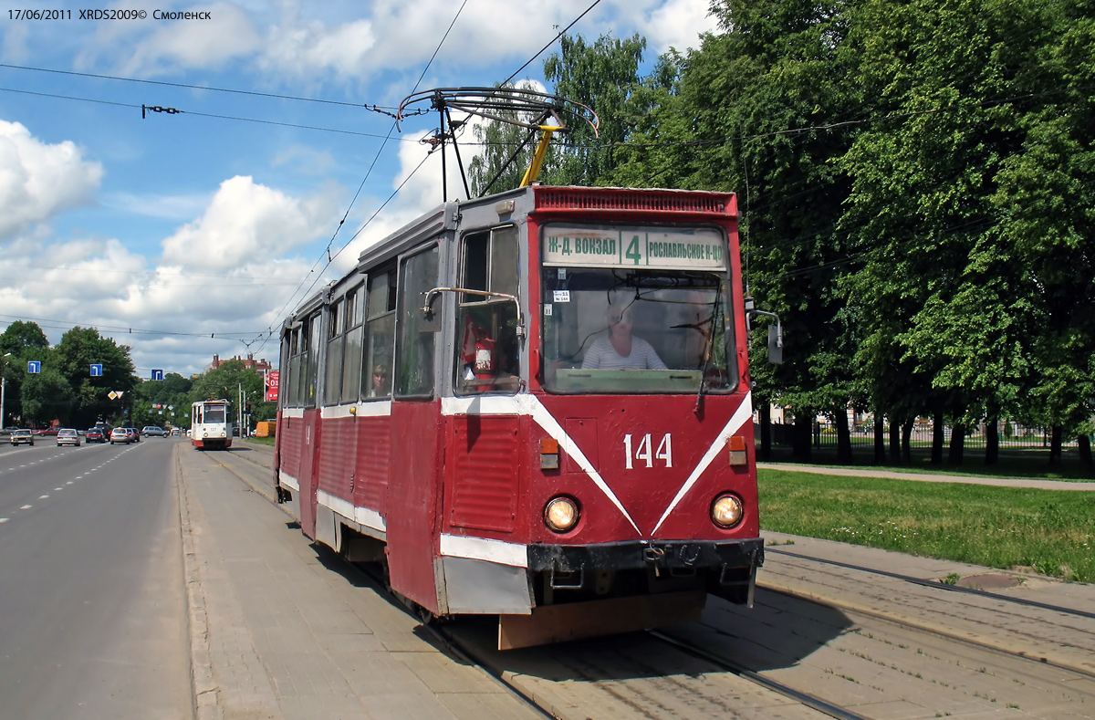 Smolenskas, 71-605 (KTM-5M3) nr. 144