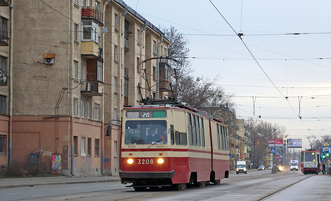 Saint-Petersburg, LVS-86T č. 3208