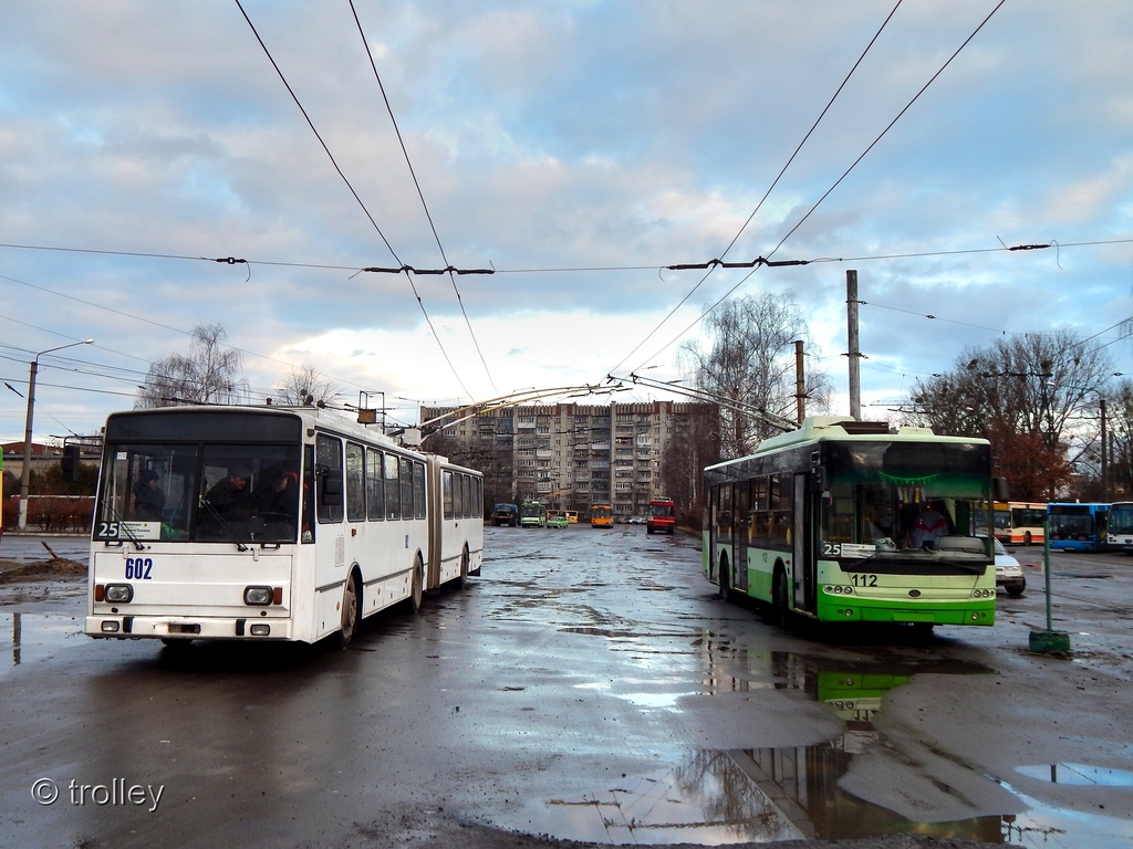 利沃夫, Škoda 15TrM # 602; 利沃夫, Bogdan T60111 # 112