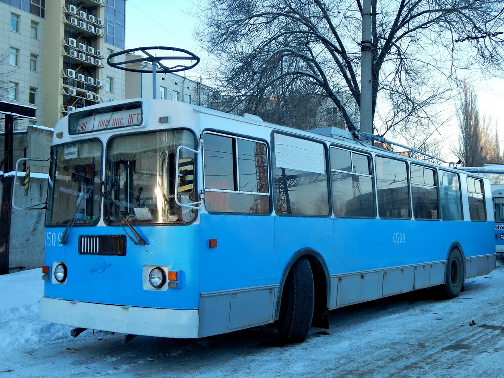 Volgograd, ZiU-682G-016 (012) č. 4509; Volgograd — Depots: [4] Trolleybus depot # 4