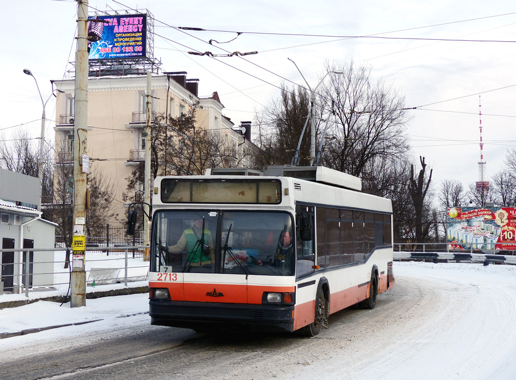 Киев, МАЗ-103Т № 2713