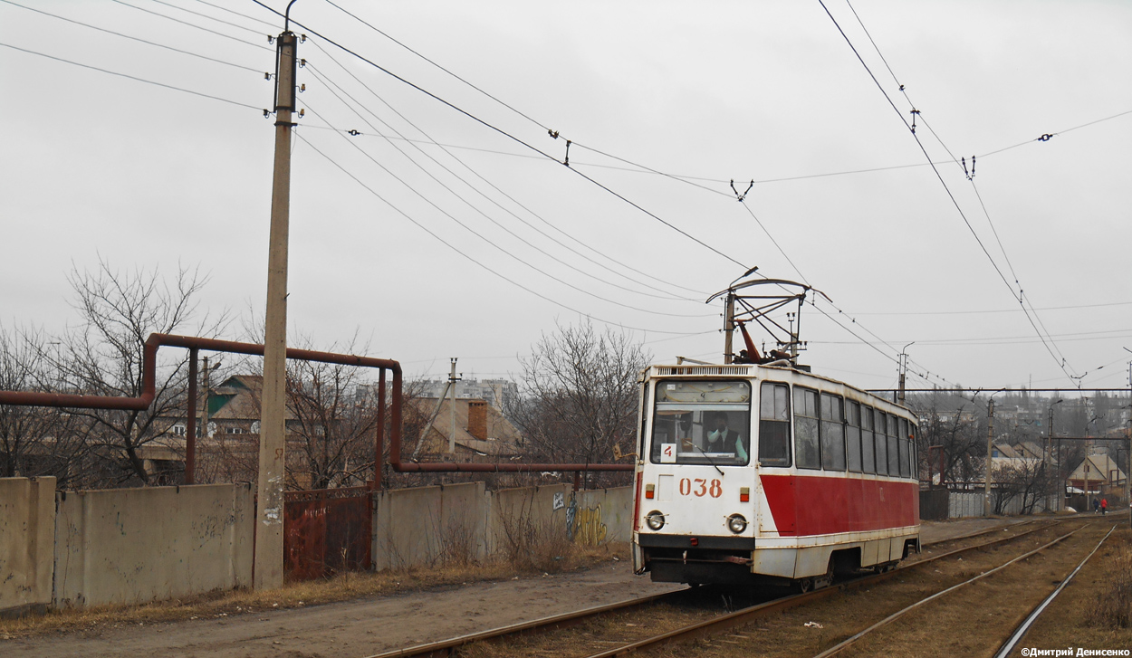 Jenakijevė, 71-605 (KTM-5M3) nr. 038