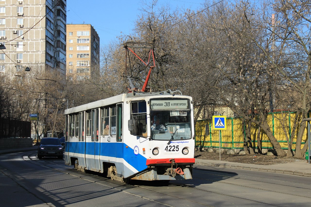 Москва, 71-608КМ № 4225