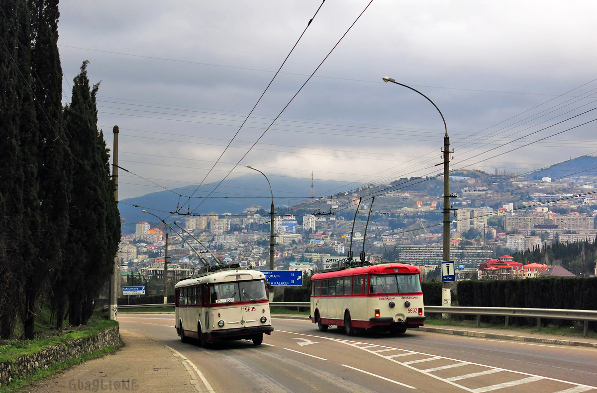Krymský trolejbus, Škoda 9Tr24 č. 5605; Krymský trolejbus, Škoda 9Tr24 č. 5602